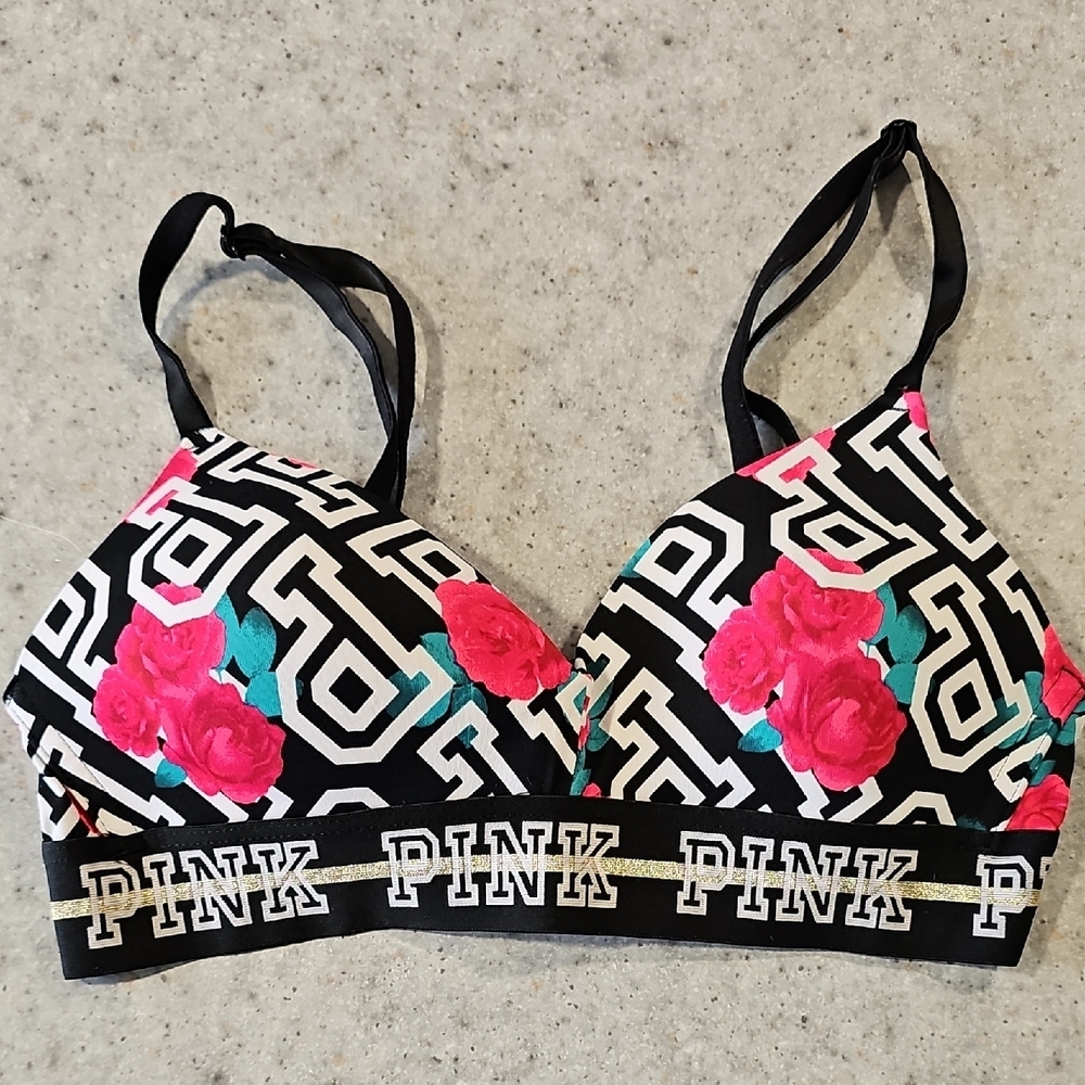 PINK Victoria's Secret 32A Black and Pink Wear Evertywhere Wireless Floral Bra